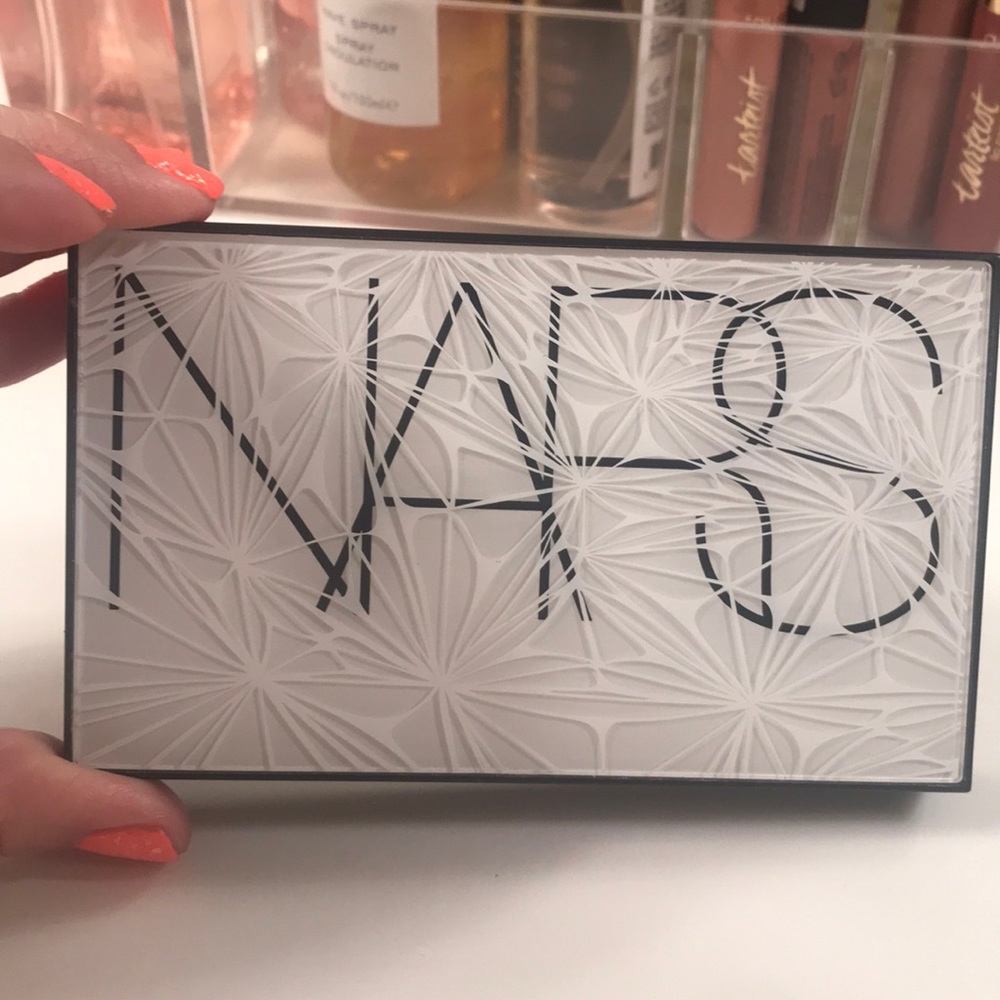 NARS Virtual Domination Cheek palette -like new